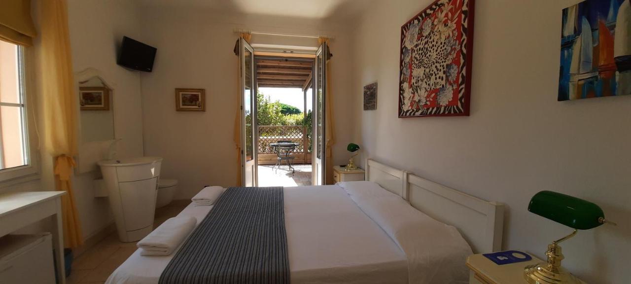 Villa Playa Del Sol - B1 Saint Tropez Bagian luar foto