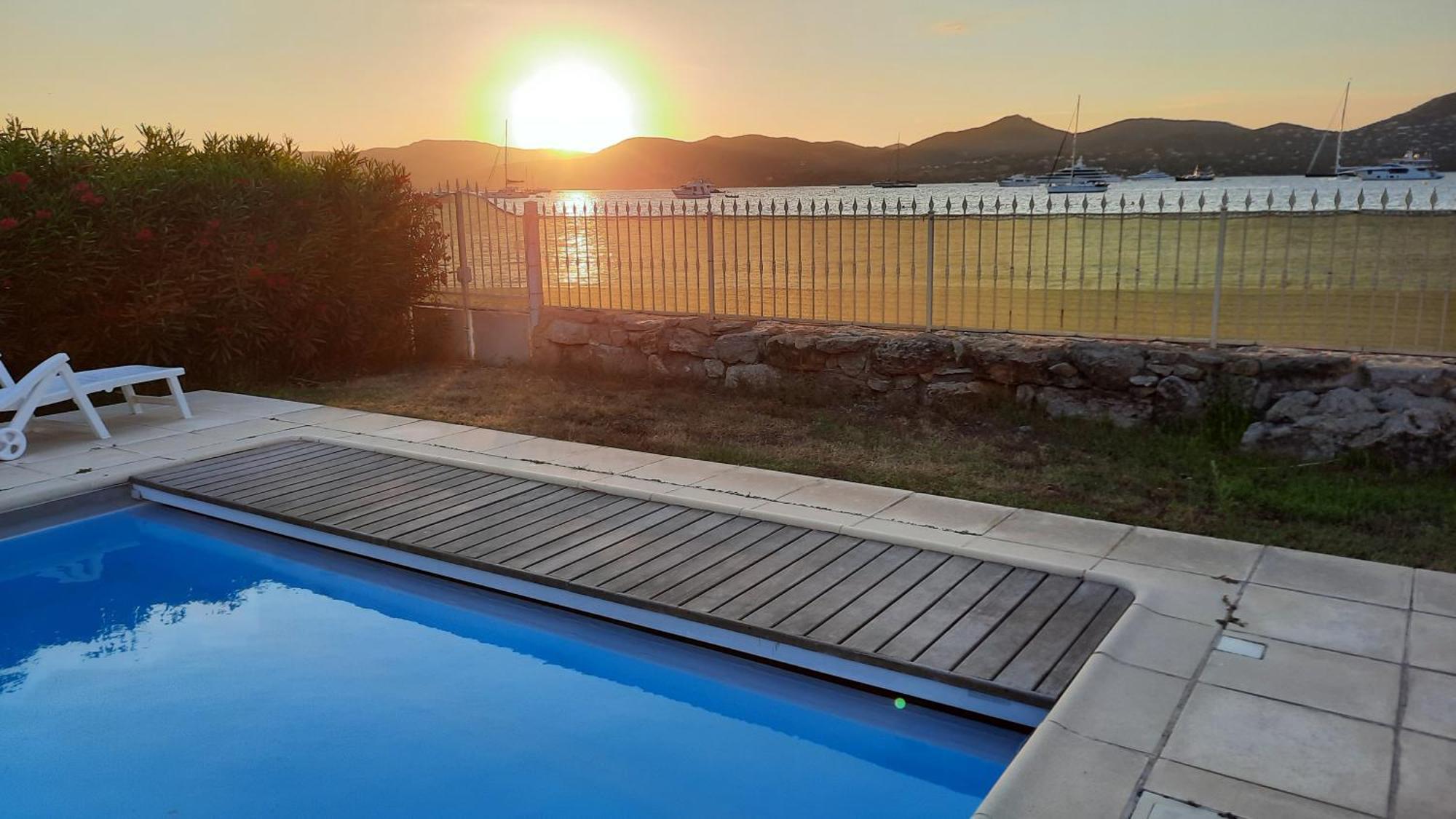 Villa Playa Del Sol - B1 Saint Tropez Bagian luar foto